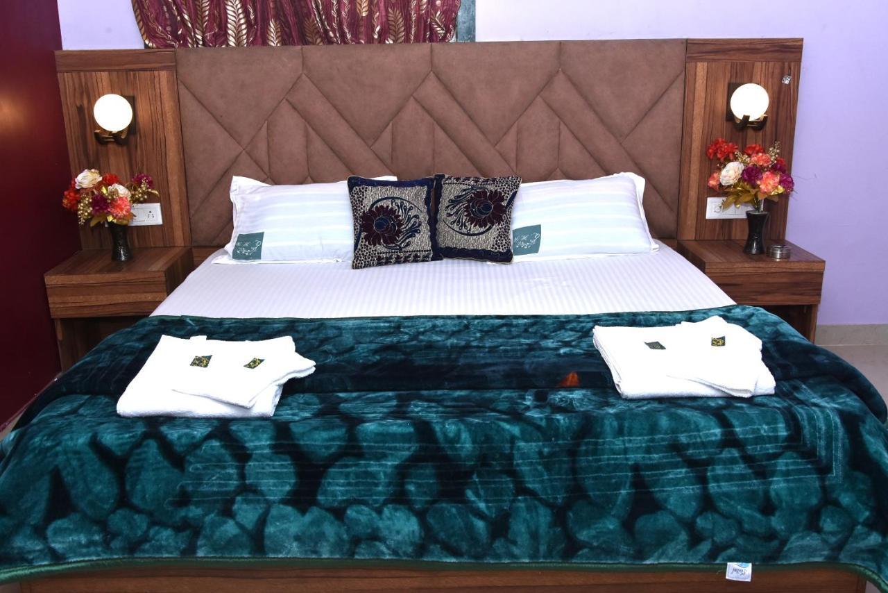Quinte Hills Residency Villa Panchgani Exteriör bild