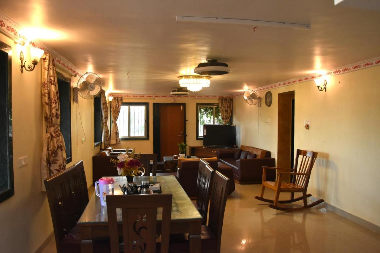 Quinte Hills Residency Villa Panchgani Exteriör bild