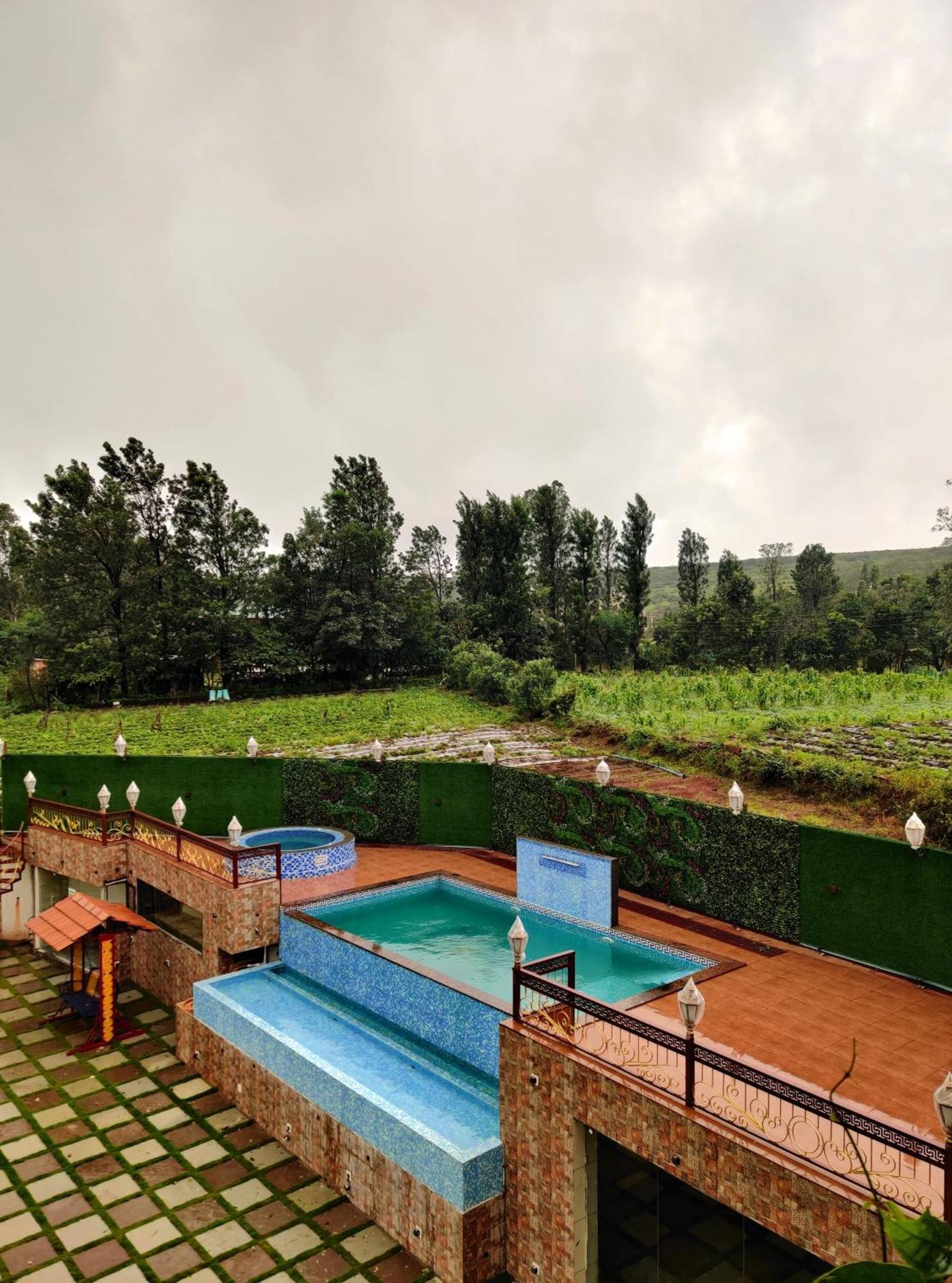 Quinte Hills Residency Villa Panchgani Exteriör bild