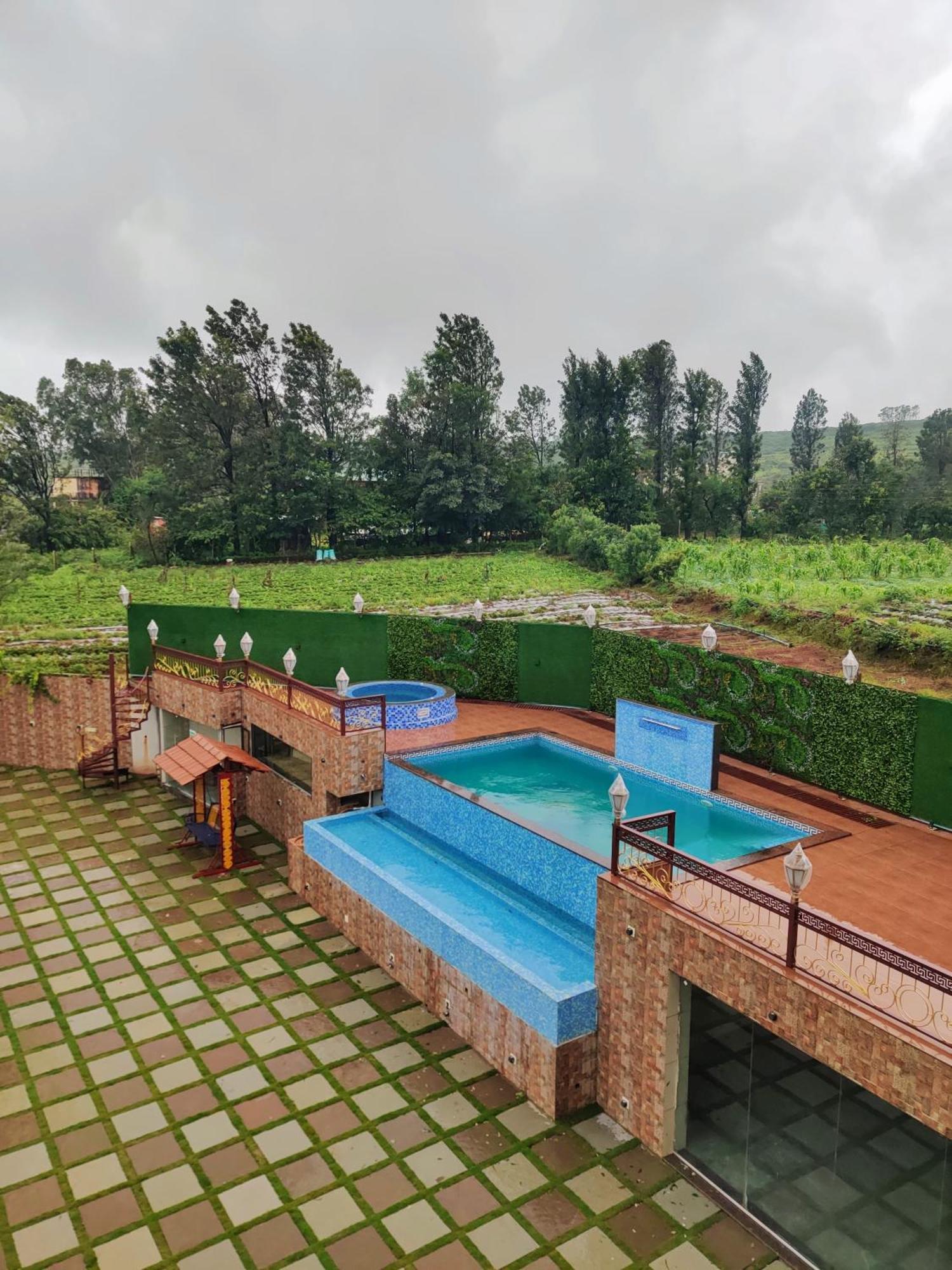 Quinte Hills Residency Villa Panchgani Exteriör bild